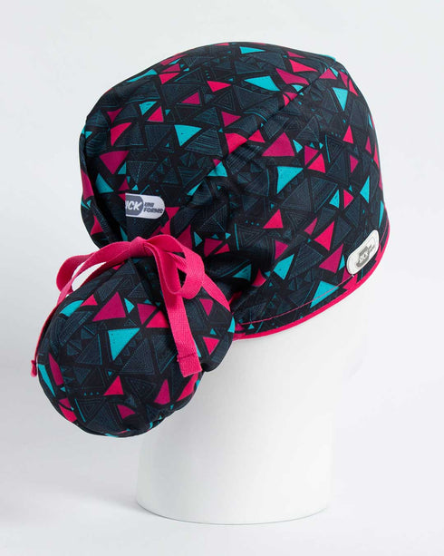 Gorro Triángulos Verde y Fucsia