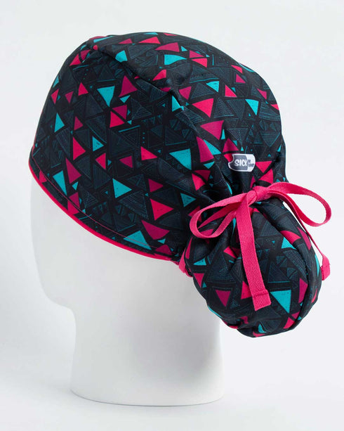 Gorro Triángulos Verde y Fucsia